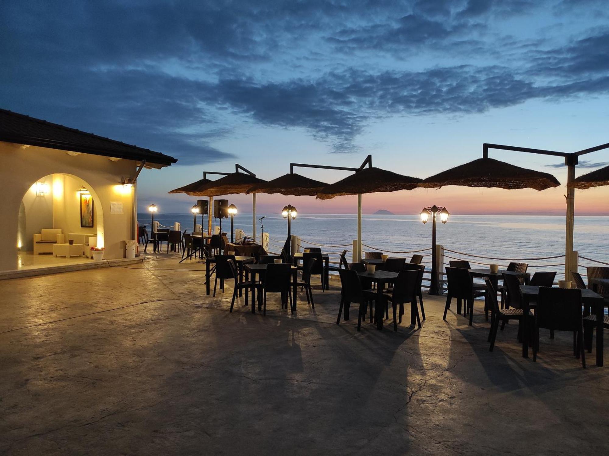 Hotel Borgo Marino Albatros Zambrone Esterno foto